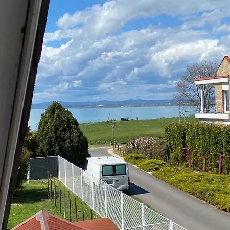 Fanni Balatonvilagos